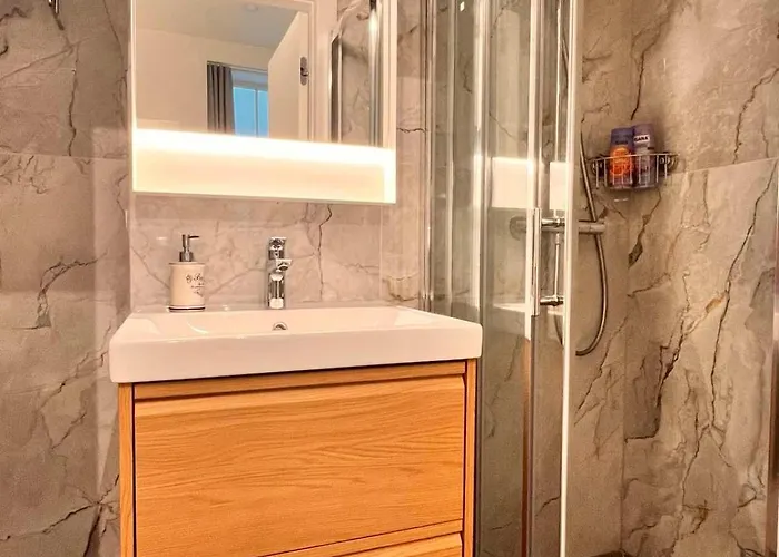 Nr 9 - J26 Luxury Apartment, Jauniela 26 Old - Location Riga