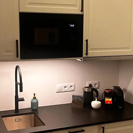 Apartment Nr 9 - J26 Luxury Apartment, Jauniela 26 Old - Location Riga